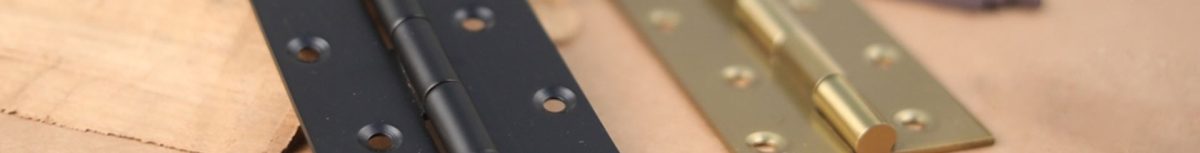 hinges ja