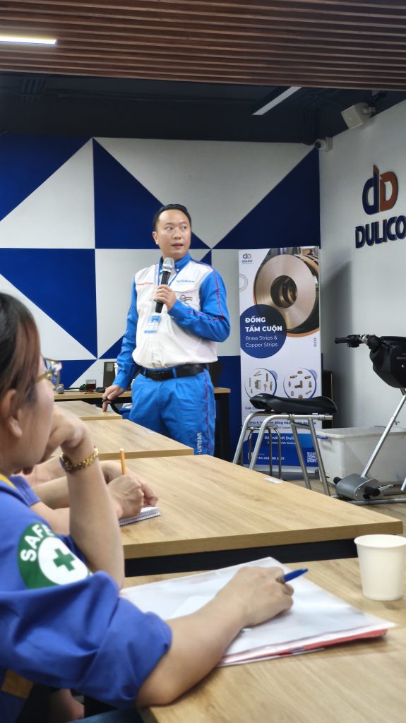 dao-tao-lai-xe-an-toan-dulico-honda-viet-nam